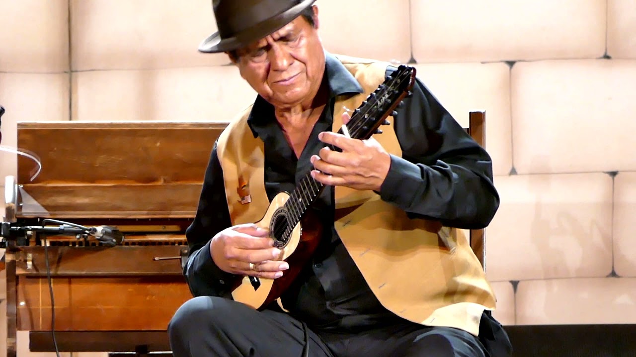 Selección de Huayños, maestro Alfredo Coca (Bolivia)