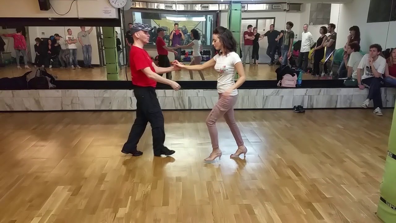 SALSA, Dile que no, Enchufla y Sacala, la prima, aguajea, Luca e Angelica