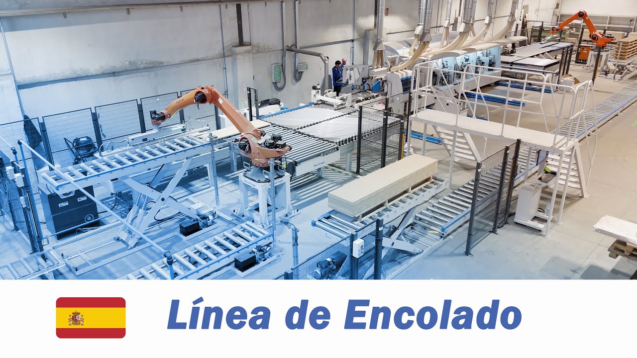 Línea combinada con robots carga y descarga