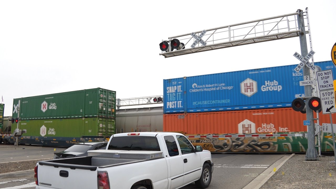 UP 6298 Grain Train Stops & UP 7811 Z-Train | Industrial Park Dr. Railroad Crossing Manteca CA