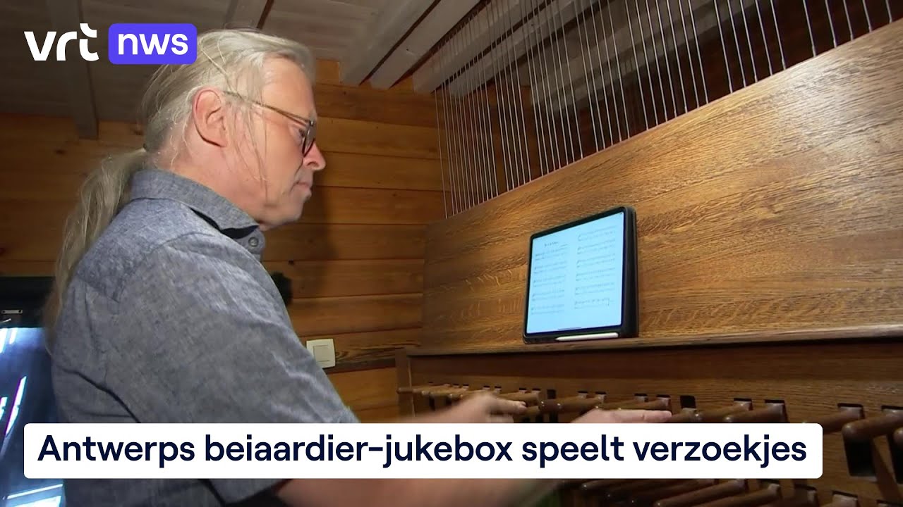 Stadsbeiaardier speelt verzoeknummers op eerste zomer-beiaardconcert