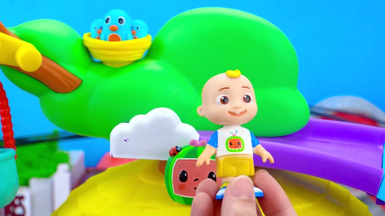CoComelon Deluxe Clubhouse Playset