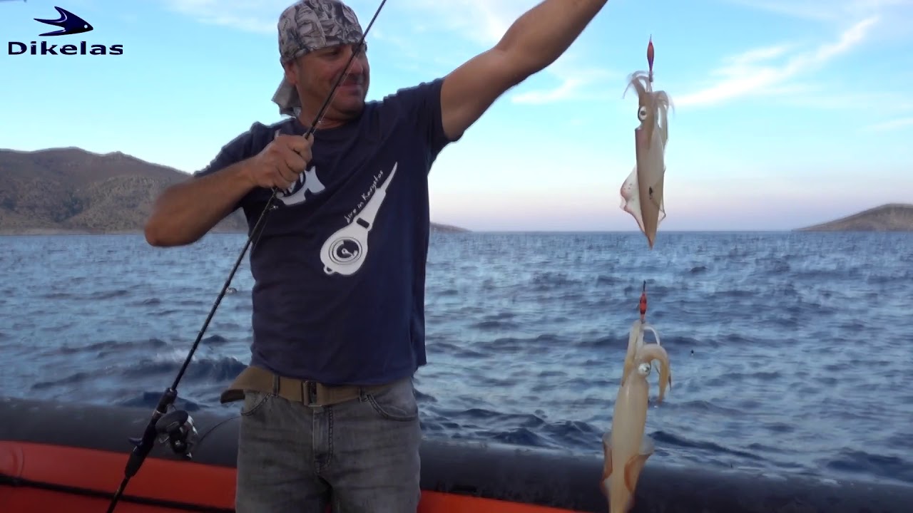 Ψαρεύοντας καλαμάρια από σκάφος και ζώκα με ζωντανό καλαμάρι