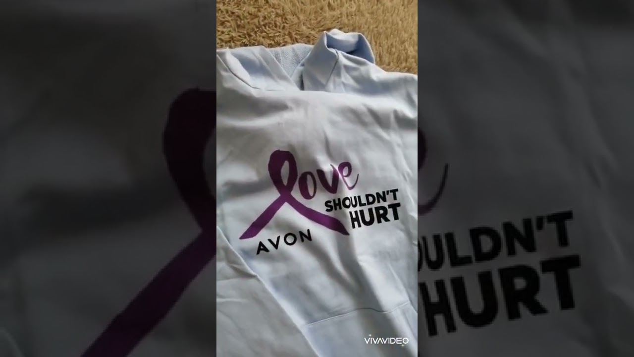 Заказ Avon Казахстан. Свитшот и пижама по благотворительной акции розовая ленточка. Полотенце.