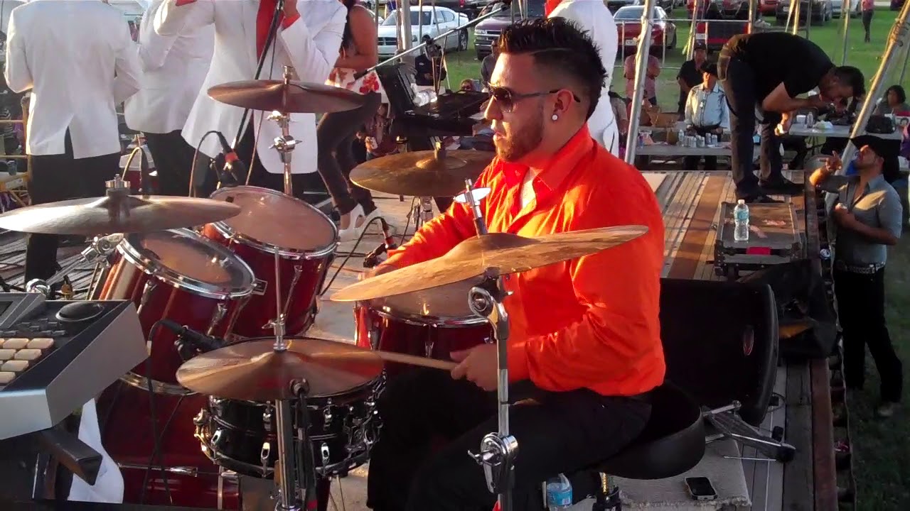 DANIEL TERRAZAS Y MONTEZ DE DURANGO- LA HIERBA SE MOVIA-  DJ MANNY TAMPA 2015