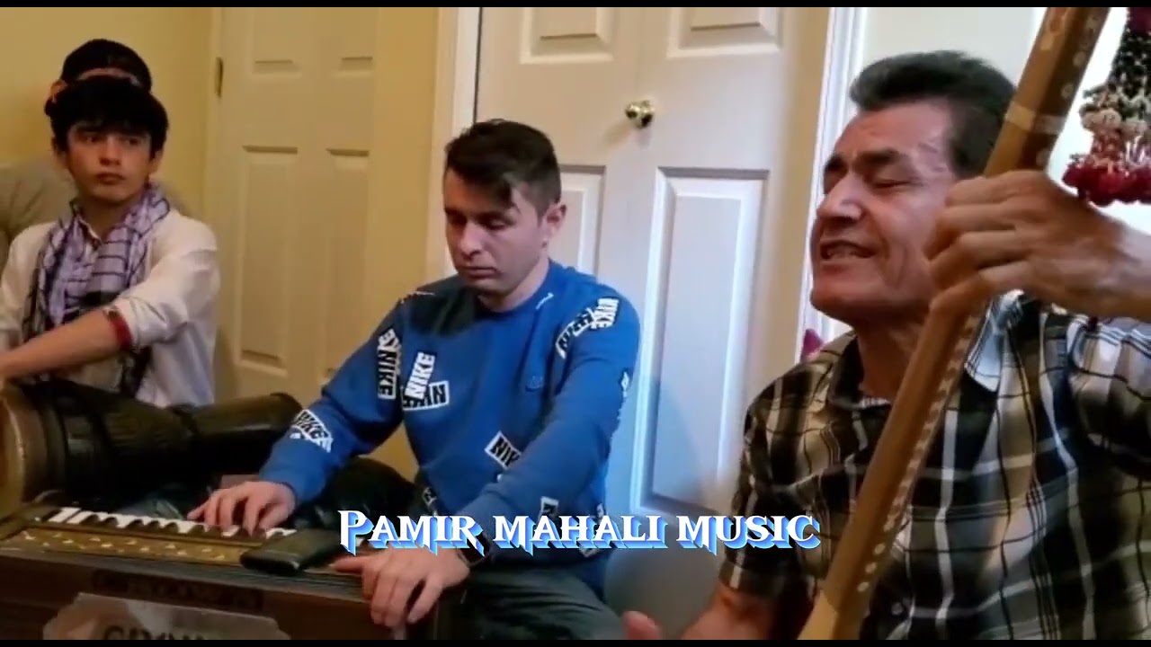 اجرای آهنگ زبیای عنایت الله پامیریDombora mast Inayatullah pamiry 7/05/2023