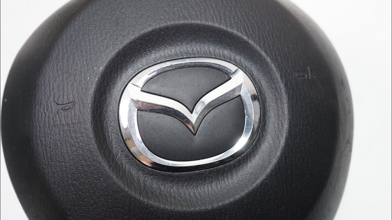 Снятие подушки безопасности рулевого колеса Mazda CX-5 2015 года