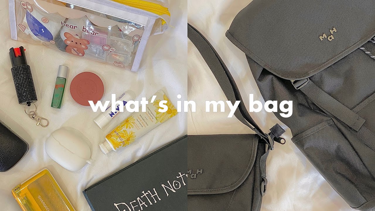 what’s in my bag 🖤 travel essentials | ft. MAH