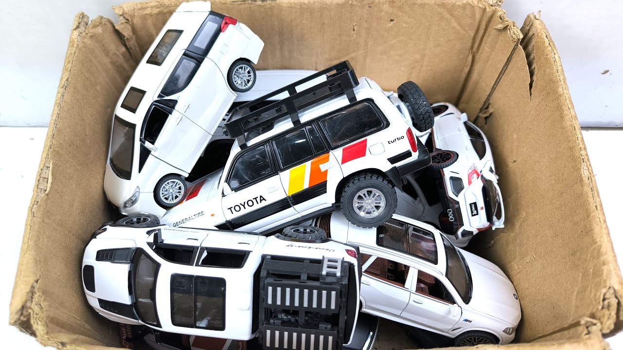 BOX FULL OF Diecast Cars - Toyota, Honda, Bugatti, Tesla, Range Rover, Lamborghini, Ford, Bmw, GMC