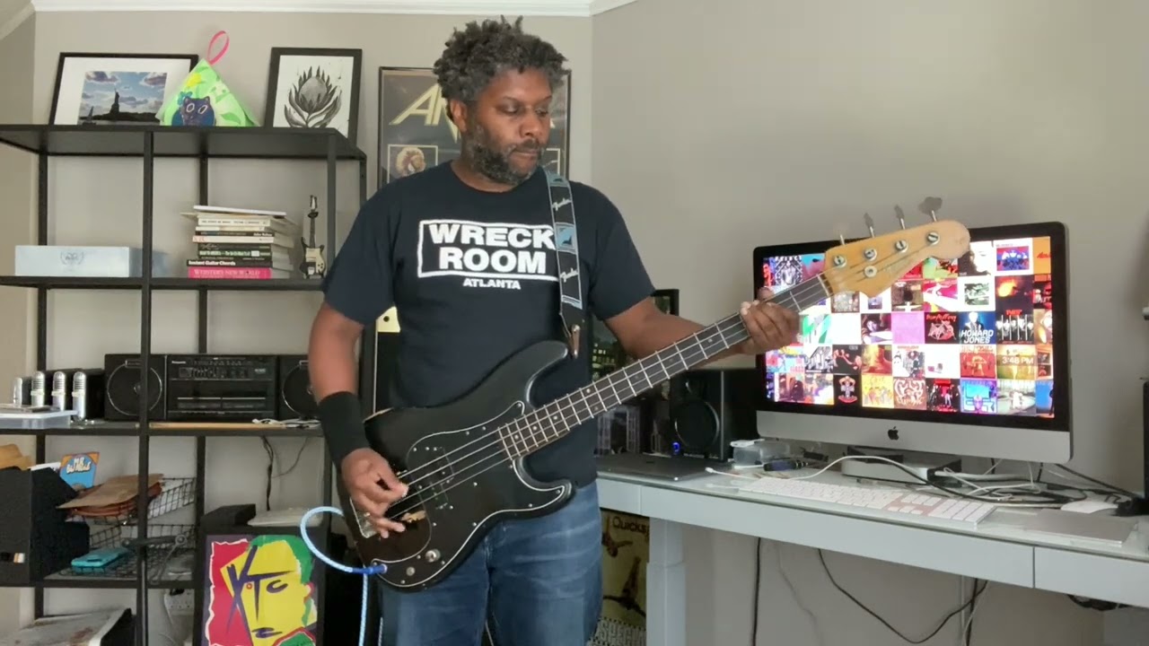 Bass Playthrough: Love Like Blood