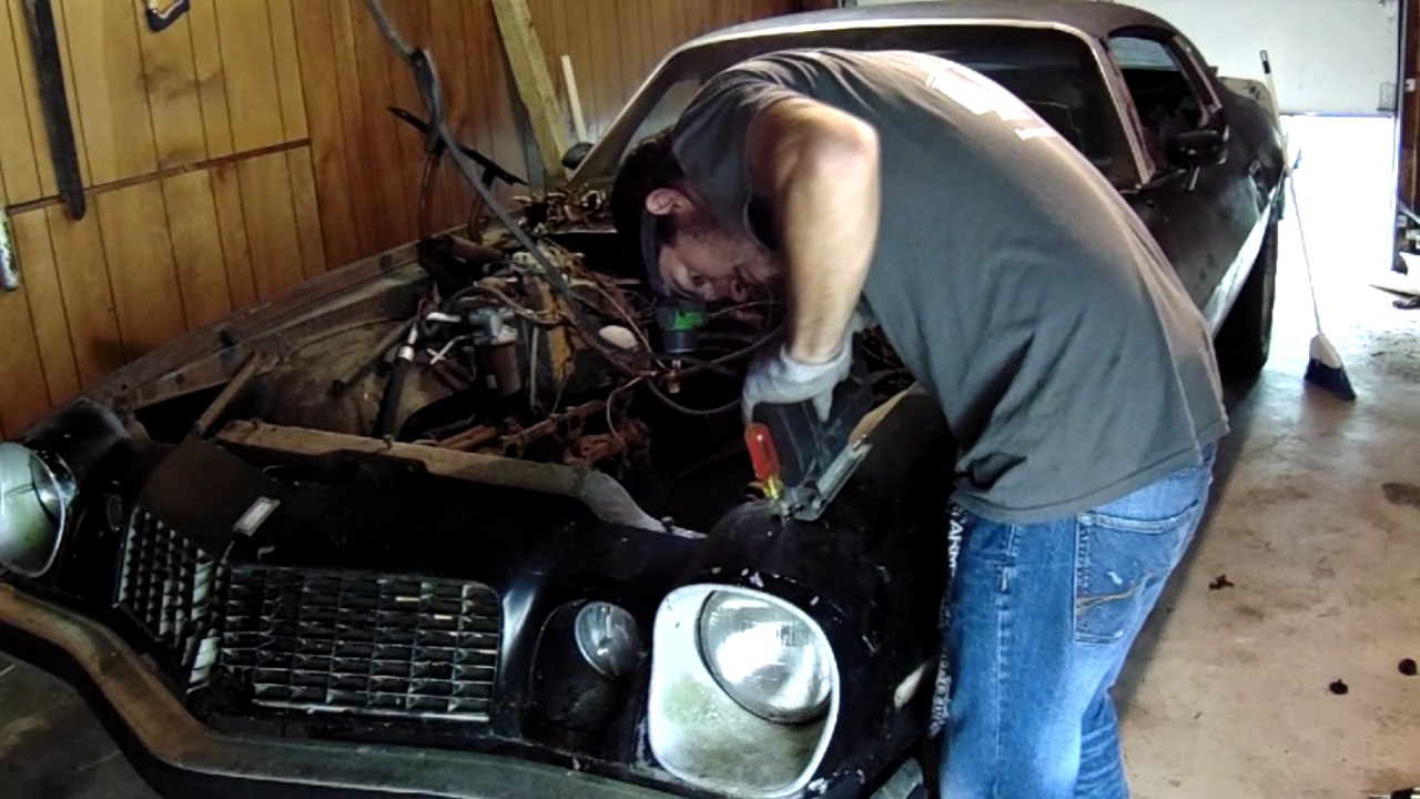Taking Off Fender! (1976 Camaro Restoration) @ Turbo Tuned Customs