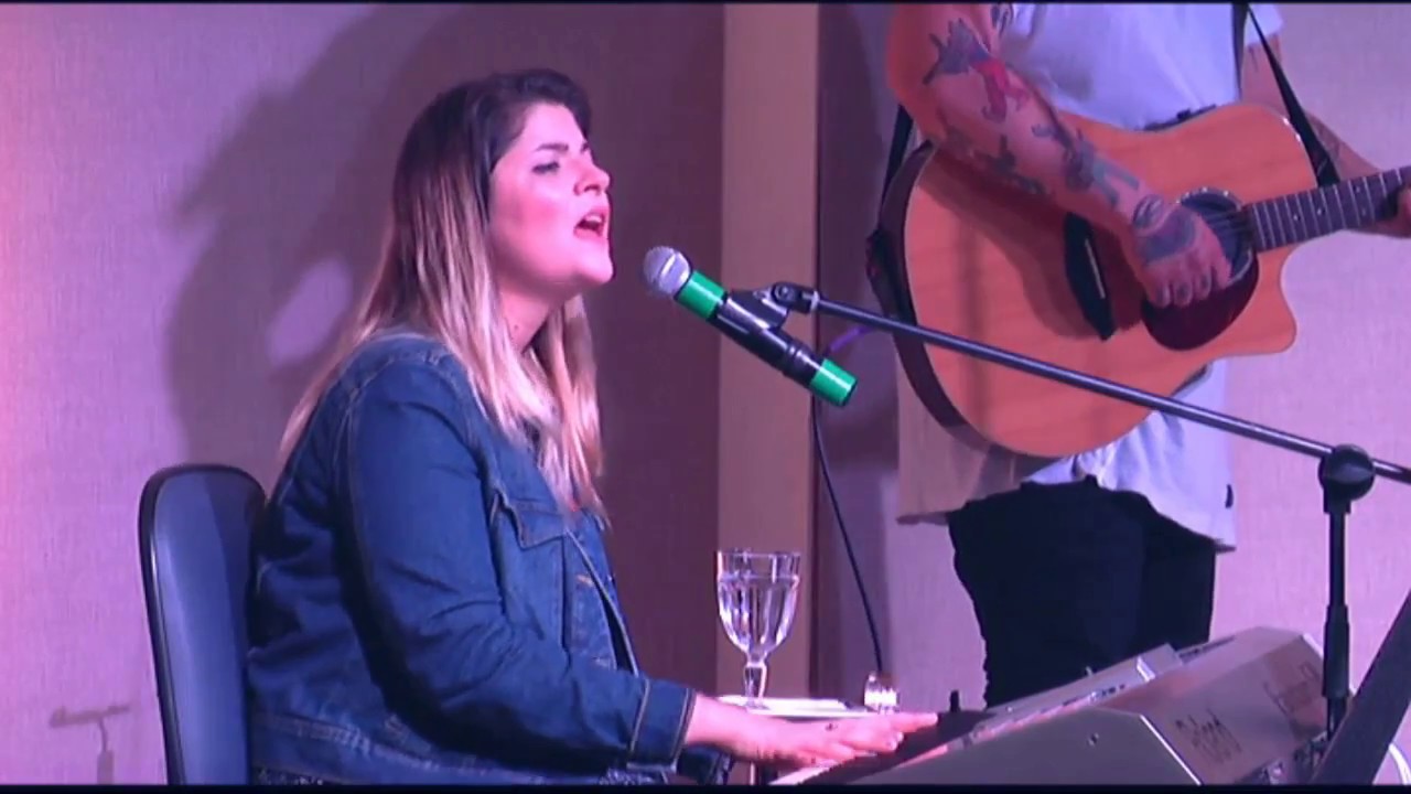 LAURA SOUGUELLIS   PRÉ CARNAVAL     IGREJA FILADELFIA