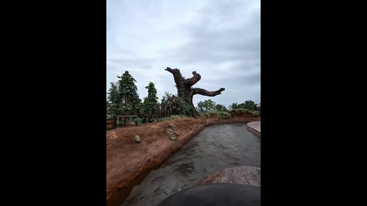 Tiana's Bayou Adventure at Disney Magic Kingdom | Front Row POV Ride Experience