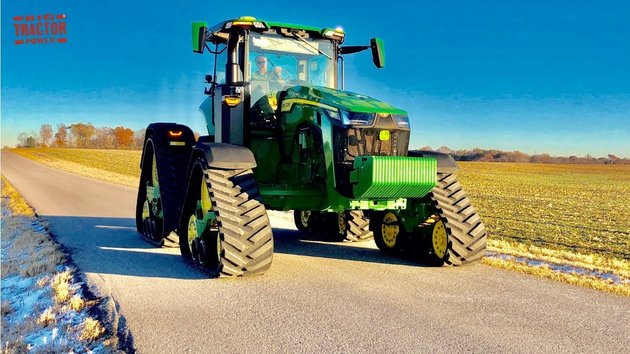 How Fast is a JOHN DEERE 8RX Tractor?