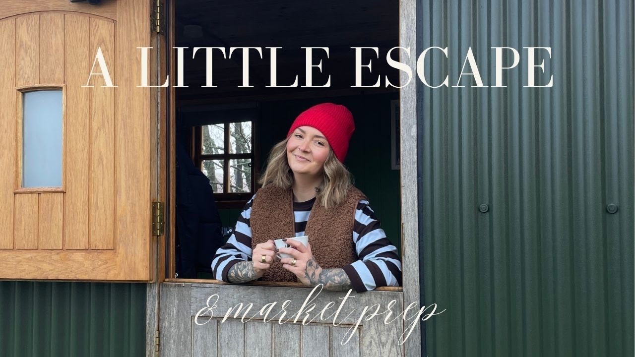 UK Staycation in a Shepherds hut | Floristry, Bouquets & Market prep
