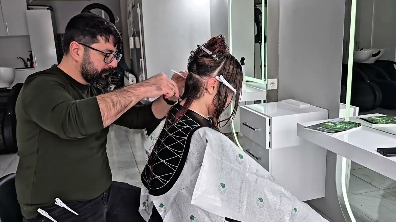 Küt Saç Kesimi Nasıl Yapılır? | Profesyonel Blunt Bob Saç Kesim Tekniği