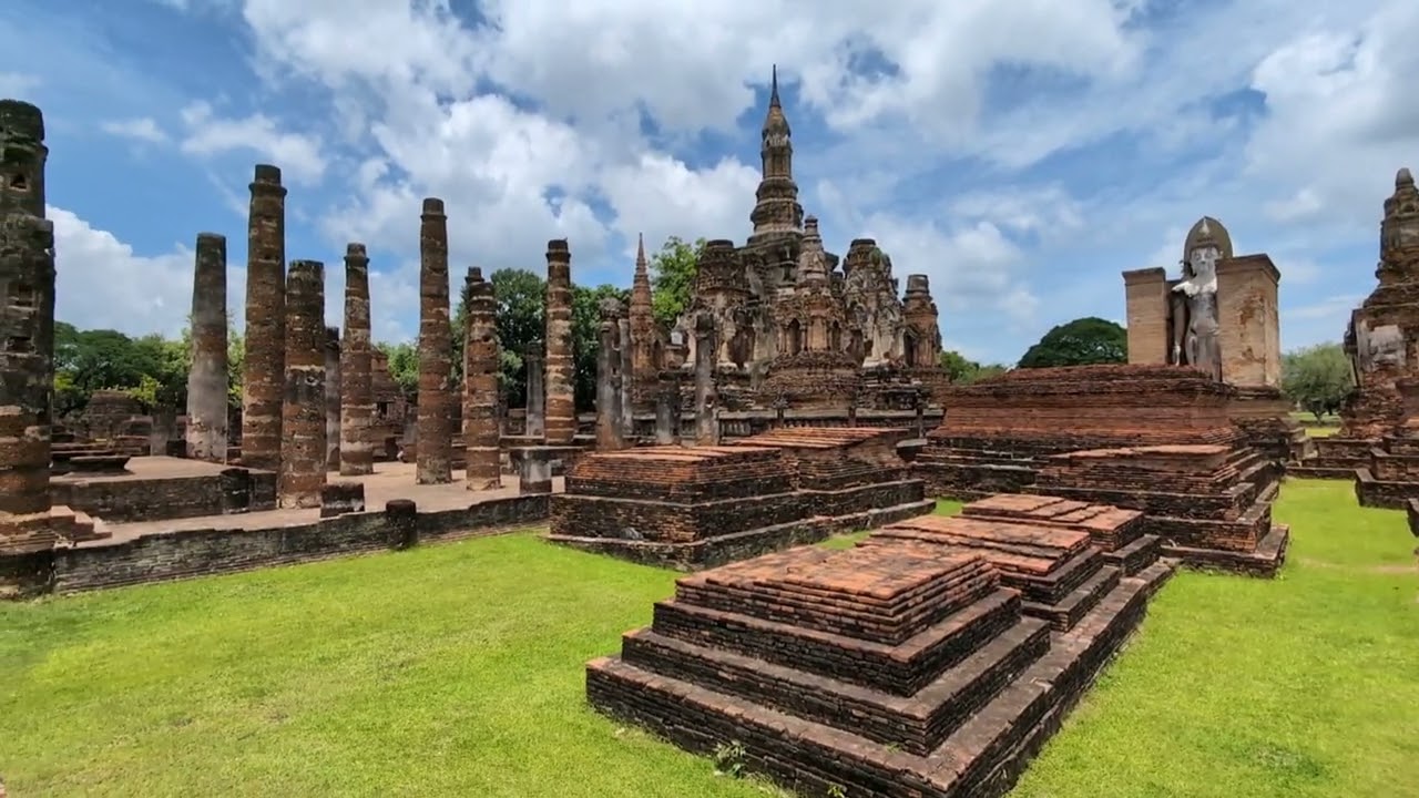 Sukhothai Historical Park อุทยานประวัติศาสตร์สุโขทัย Thailand