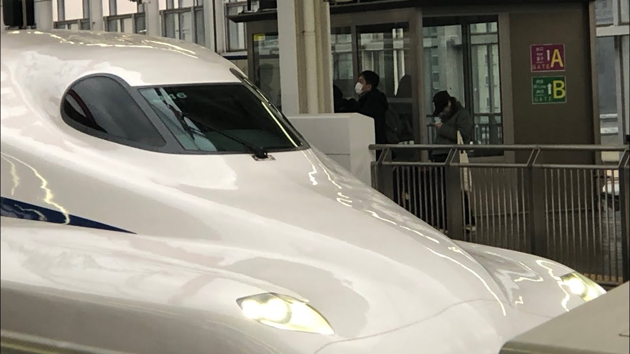 新幹線N700S（希望號）岡山車站出站