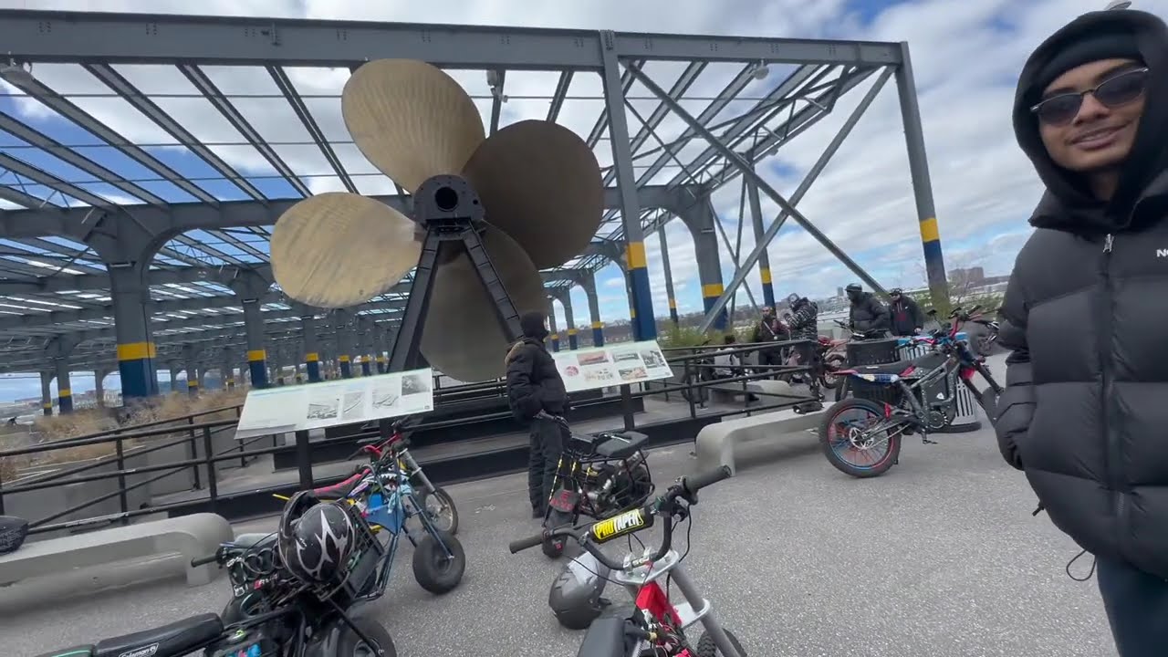 An epic two wheeled NYC rideout with pedal bikes,surron’s and yes even some two stroke bippinn