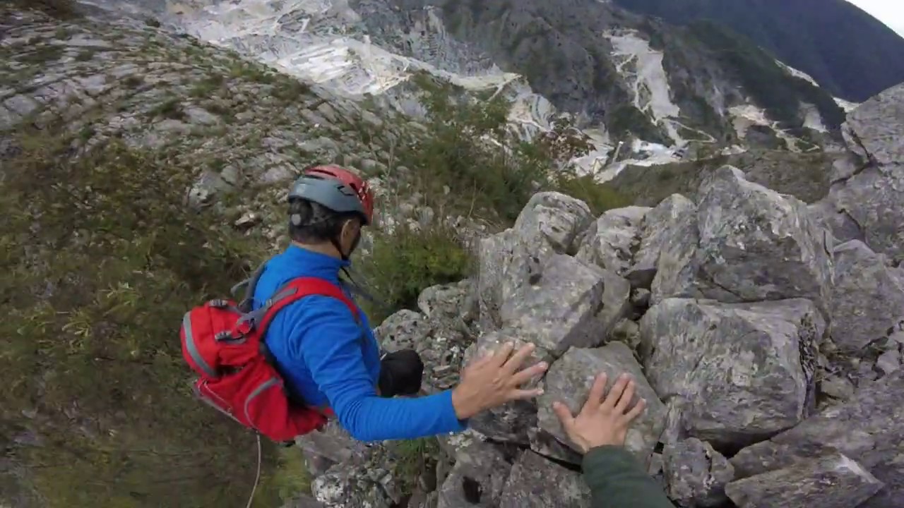 Cresta sud Il Torrione (Alpi Apuane).