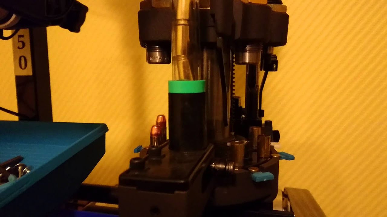 mark7 reloading on 1050 loading .40S&W at 1800, then 900 rounds.