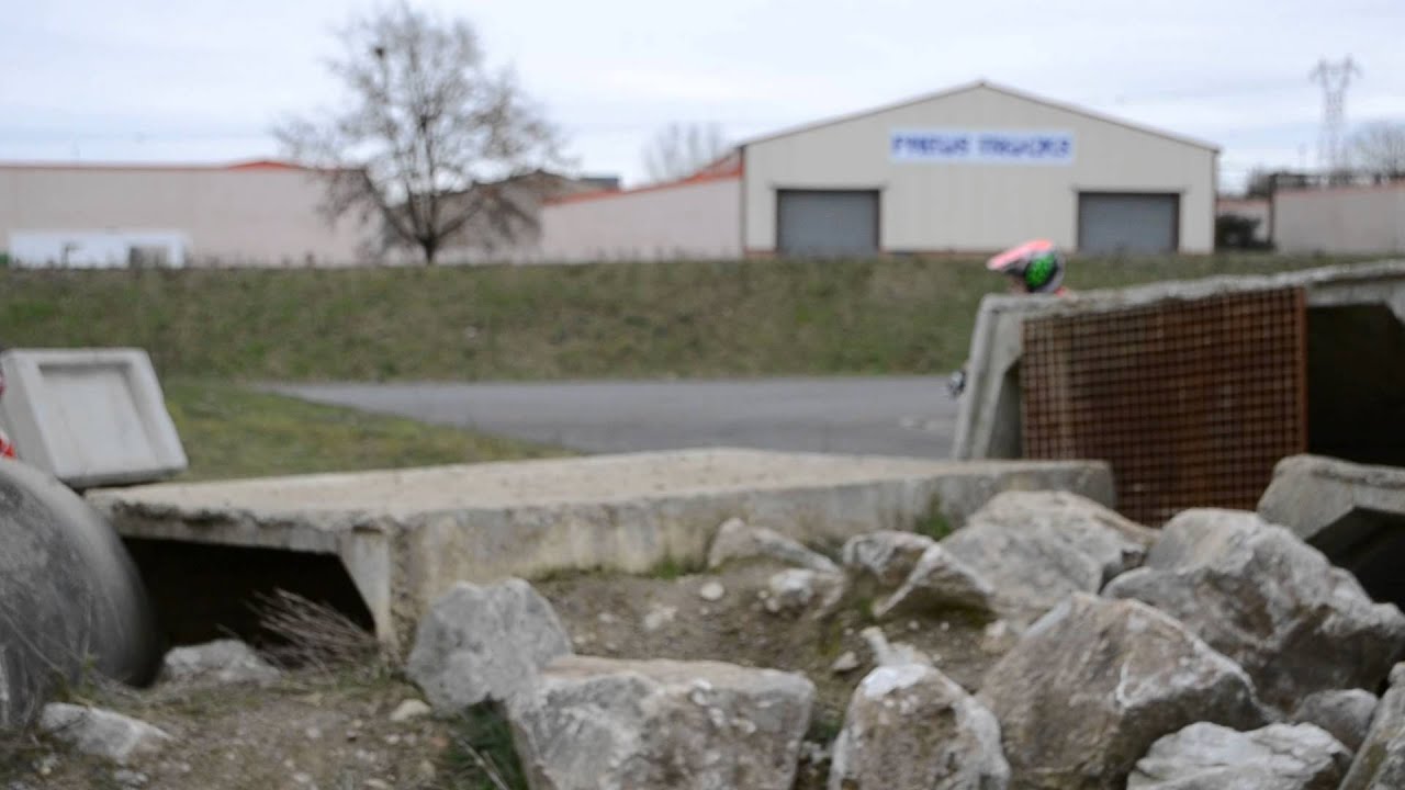moto candie trial entre potes 2