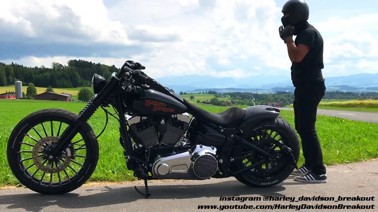 Harley-Davidson FXSB Breakout Exhaust Sound
