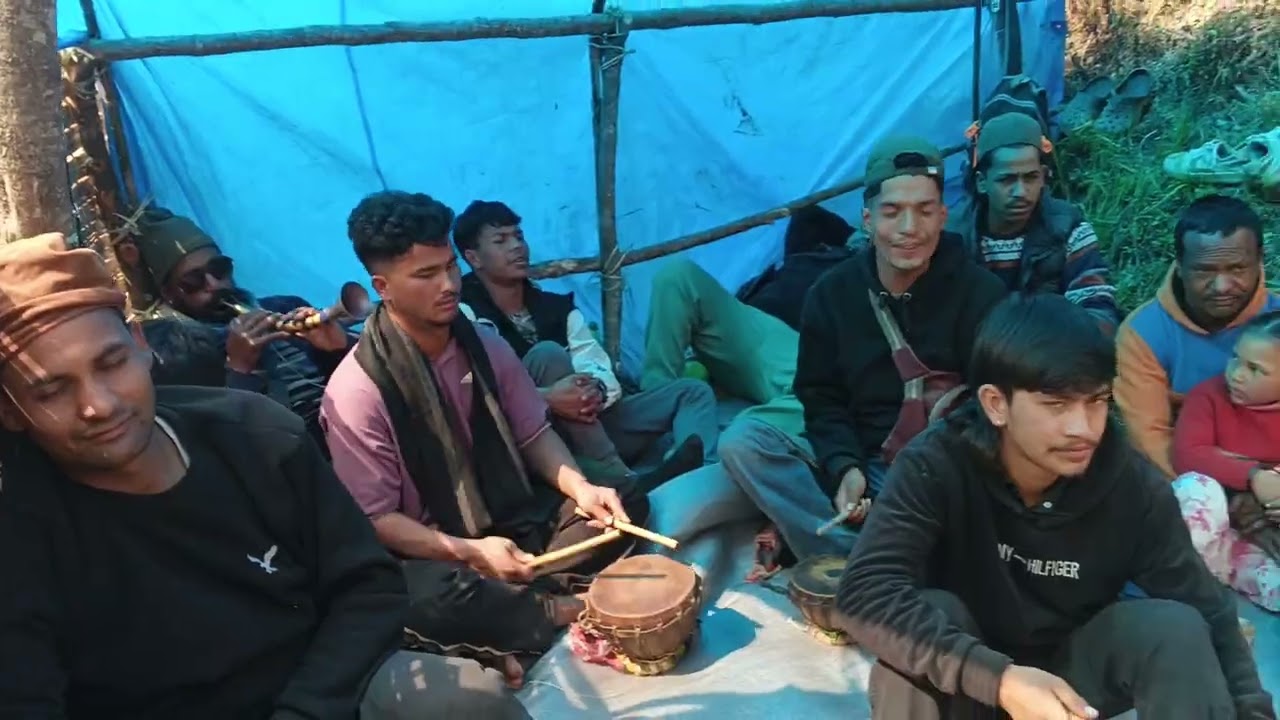 ल है खुङ्गा ले बाजा कस्तो लाक्छ लाइक कमेन्ट गर्न नभुल्नु होला