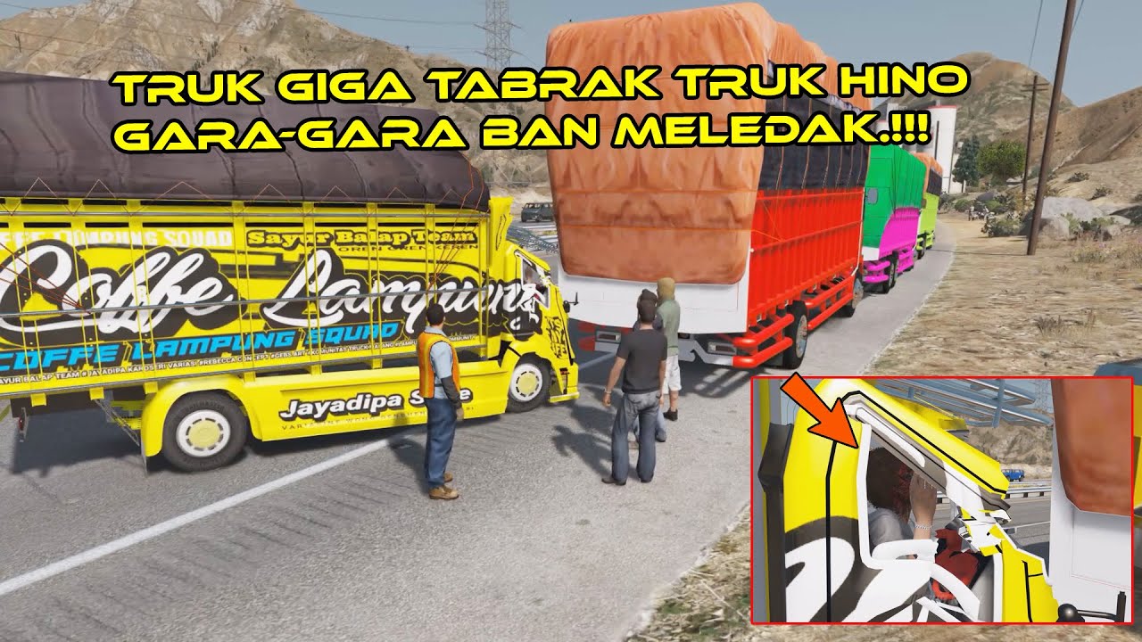 TRUK GIGA TABRAK TRUK HINO LOHAN YANG SEDANG MENGGANTI BAN