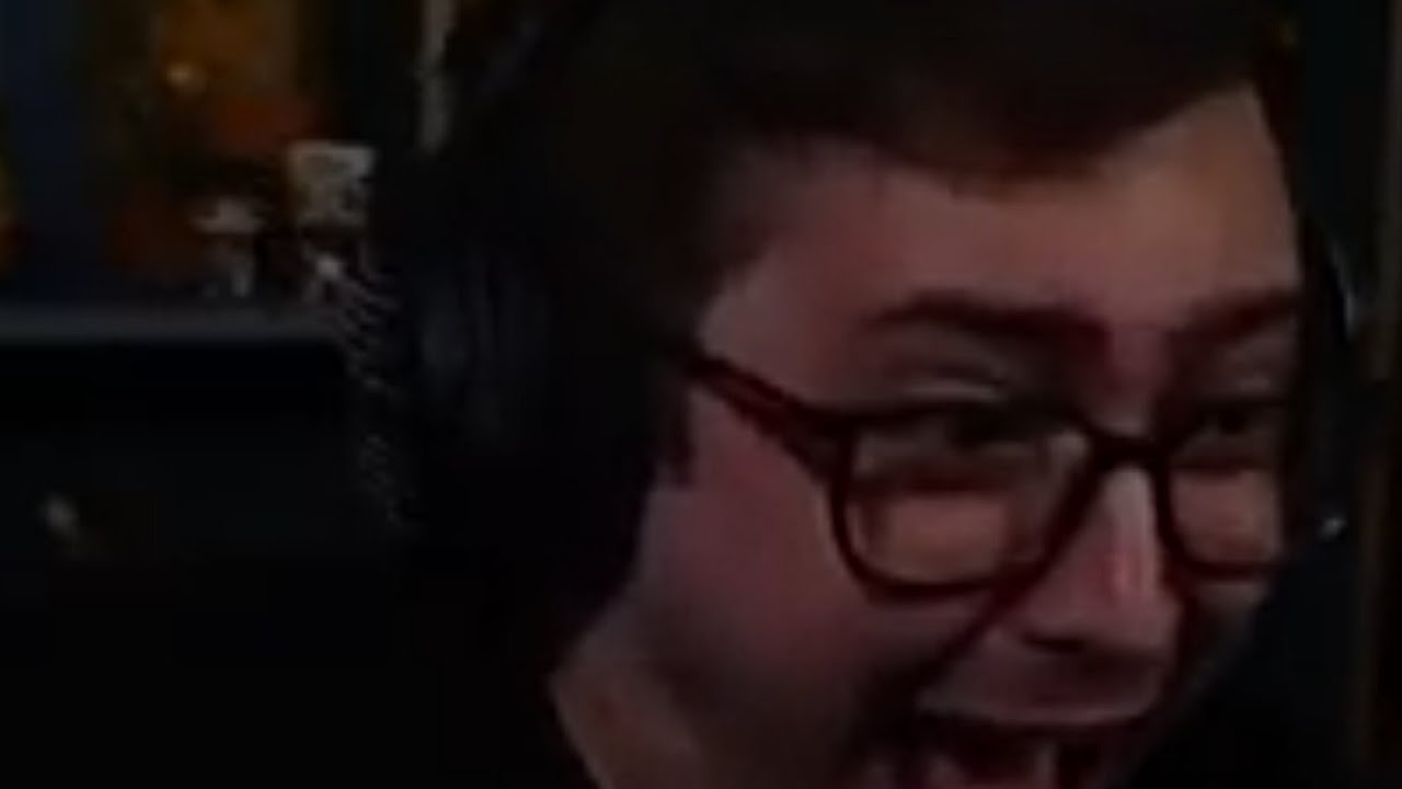 saai...saaaaaiii..alguem atira nele[alanzoka]