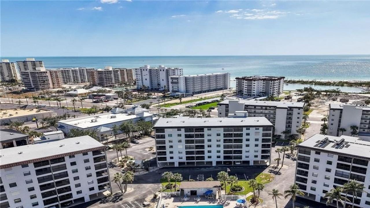 ESTERO COVE CONDO Fort Myers Beach, FL Condos for Sale | Turnkey Furnished Corner Unit!!
