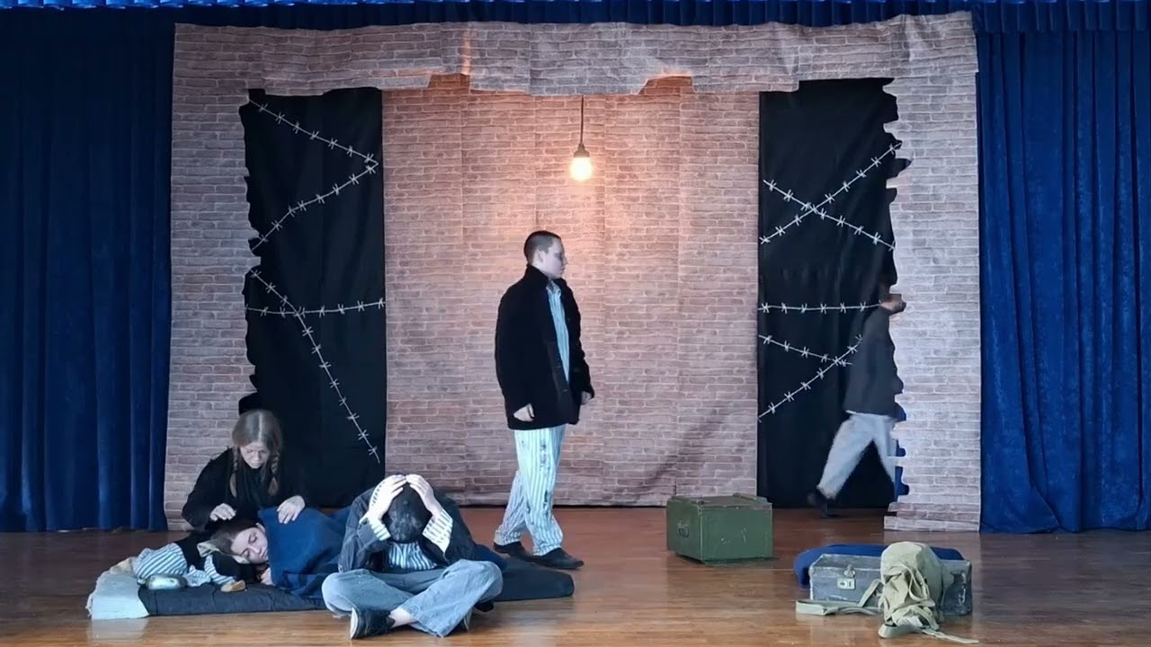 Школьный театр 
