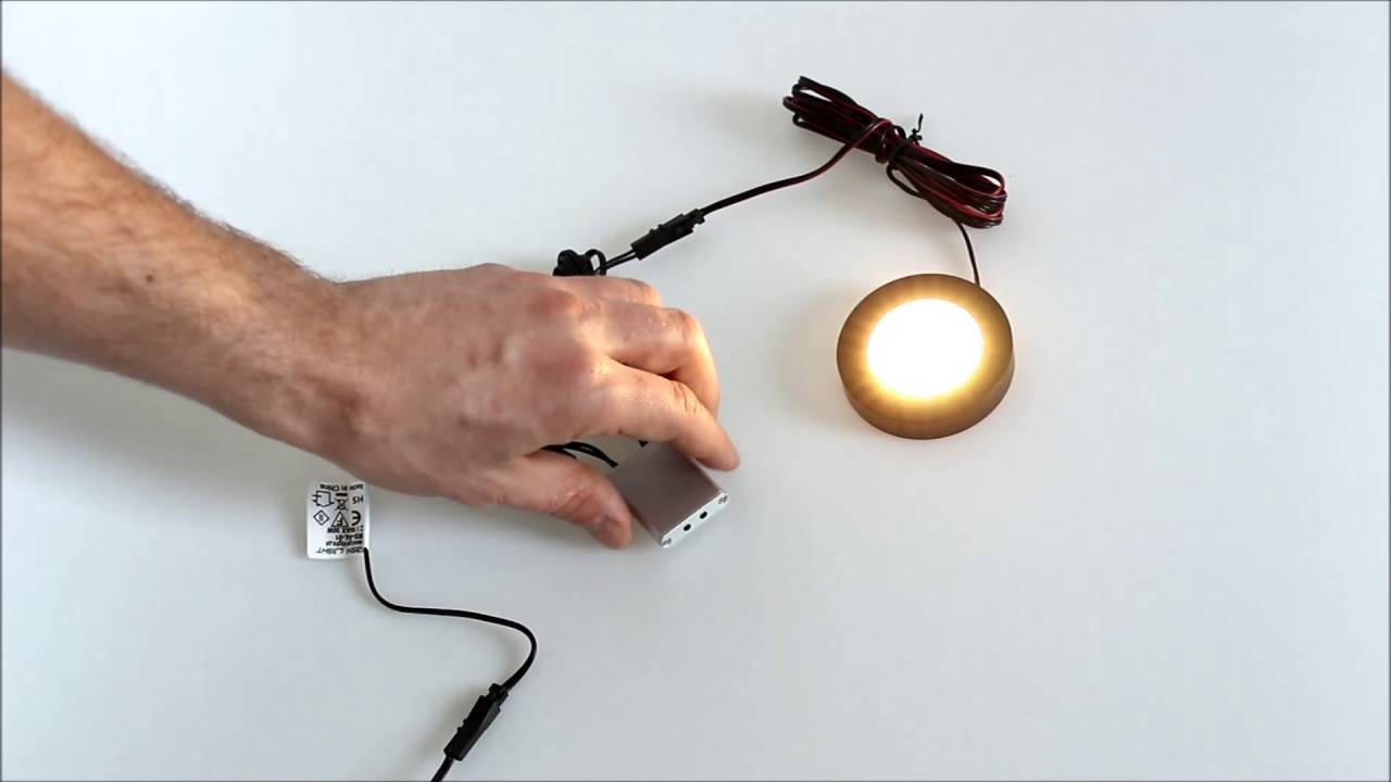 DOOR LED - Wyłącznik IR do szaf i mebli firmy Design Light