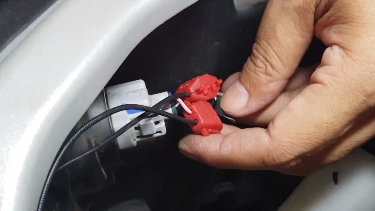 Pasang Canbus untuk Lampu Sein LED Toyota Sienta (part-3)
