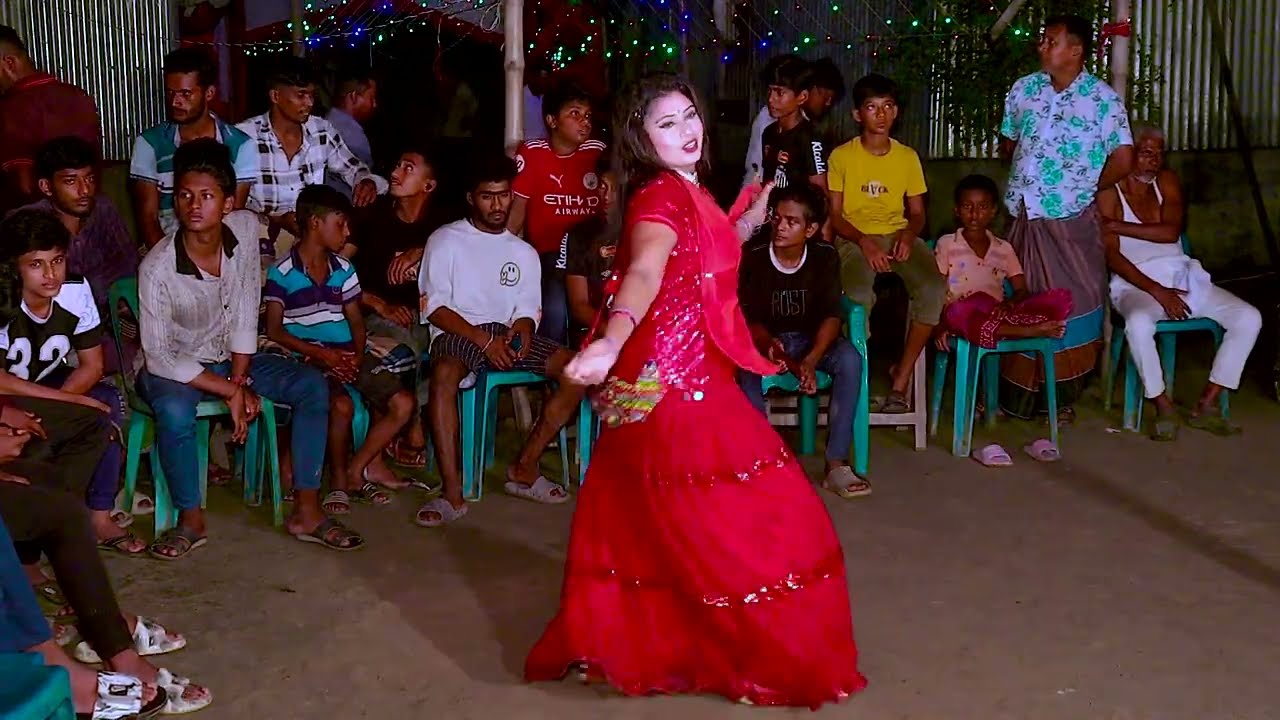 বিয়ে বাড়ির অস্থির নাচ | Kamariya Gole Gole Dj | Bangla Wedding Dance 2025 | Bangla Dance | Megla