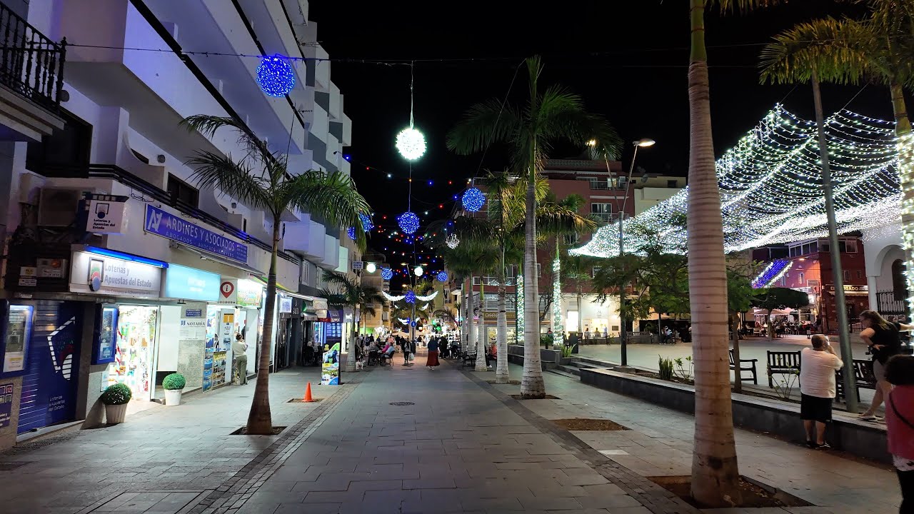 Tenerife - Wow The Christmas Lights Look Great In Los Cristianos...