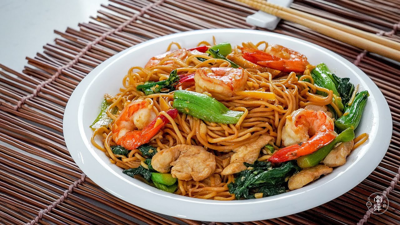 焖伊面 Braised Yee Mee