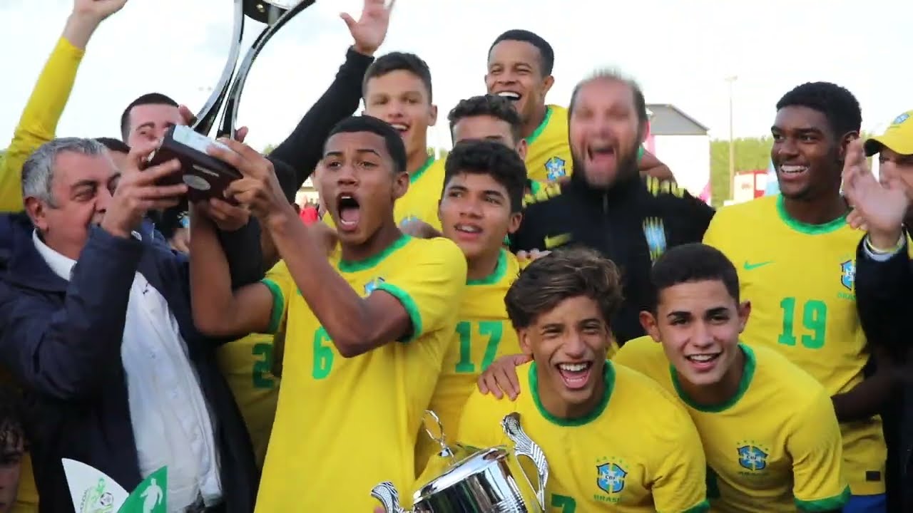 Mondial Football Montaigu : le film des 50 ans