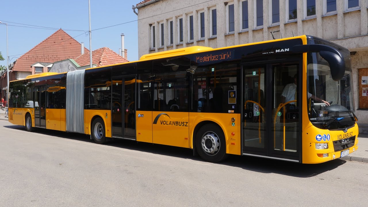 6 ÚJ CSUKLÓS BUSZT ADTAK ÁT JÁSZAPÁTIN – A BERUHÁZÁS 620 MILLIÓ FORINT