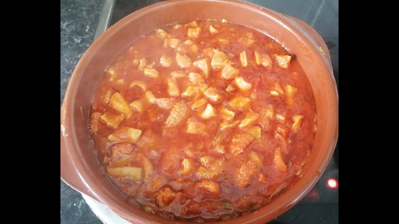 CALLOS CON TOMATE