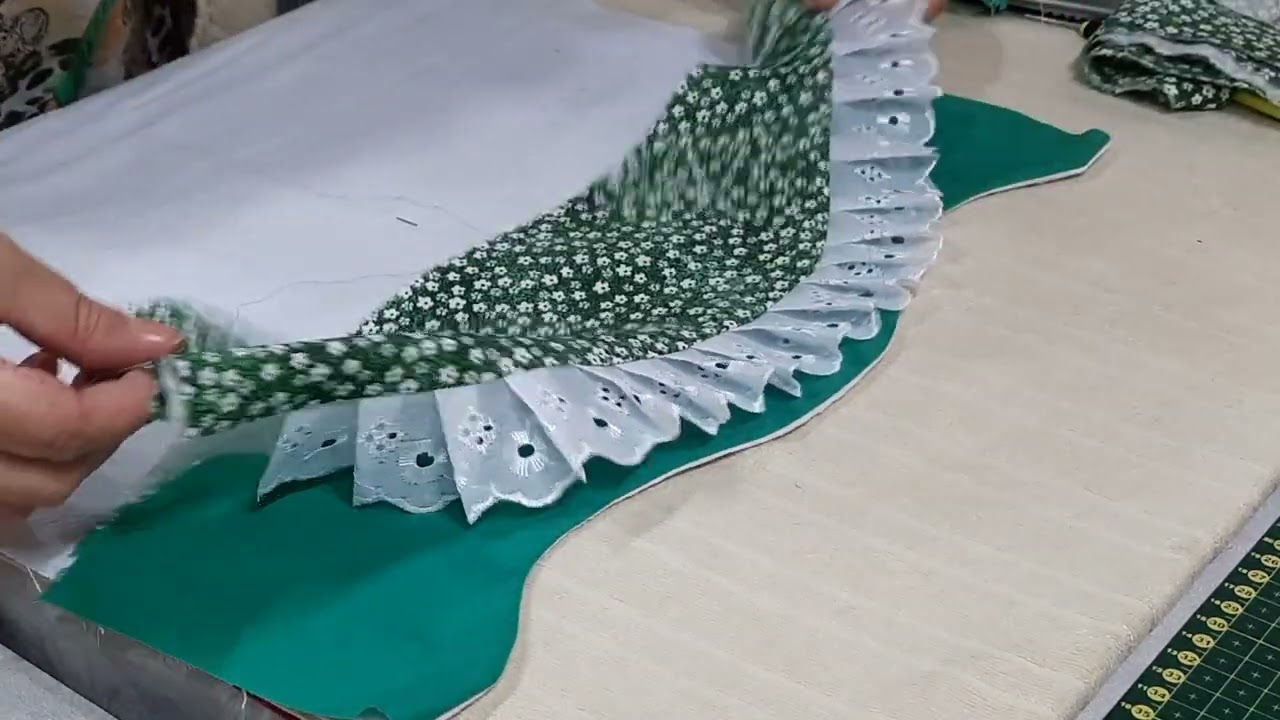 Pano de prato modelo novo bem diferente é Artes da Mary.