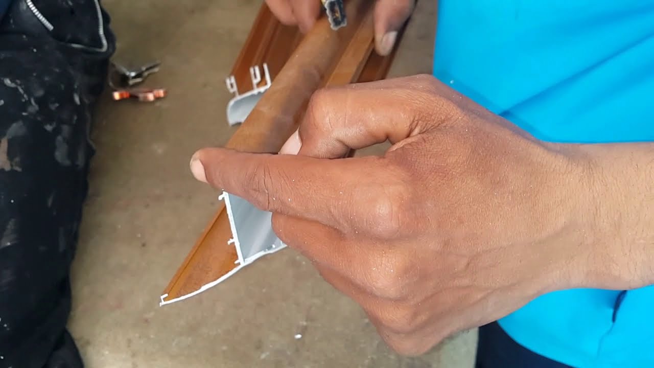 تعلم كيف تصنع نافذة ' fenêtre# coulissante et fenêtre ouvrant.  نجارة الألمنيوم للمبتدئين. ..