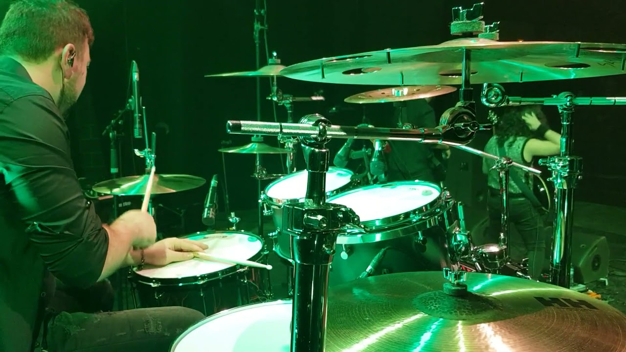 Toxic - Victoria Thoizon Dum Cam Live @Le Hangar, France