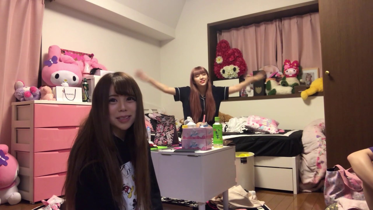 りあらの部屋を抜き打ちで突撃したら下着が散らばってたwwww