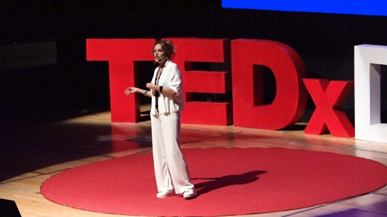 Beyin Ağlarını Örüyor… | Ebru Cündübeyoğlu | TEDxDenizli