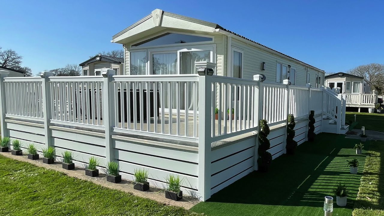 New Forest Caravan Holidays Located In Hoburne Bashley, New Milton.