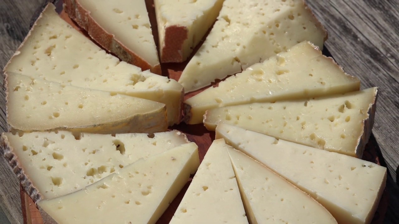 Ecco come nasce il Puzzone di Moena