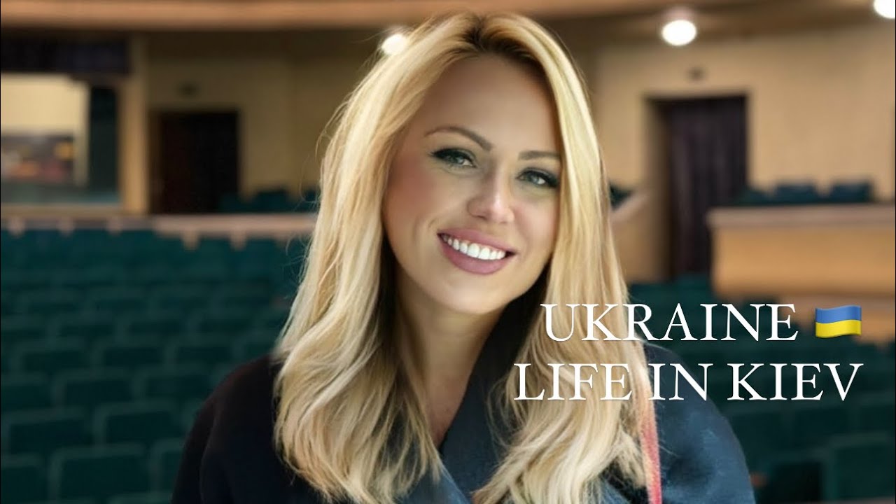 Ukraine 🇺🇦 Kiev, November 23, 2024. The Streets of Kiev, Ukraine. Street Scenes.