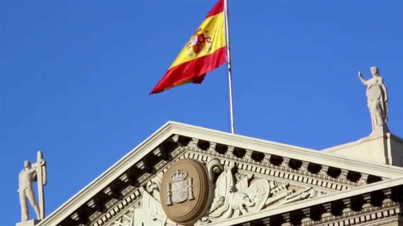 950 Flag of spain on top of building