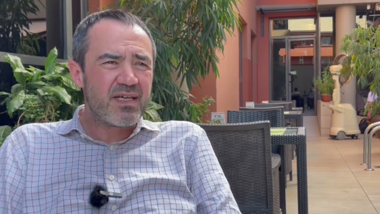 Rochester Independent College, Alistair Brownlow, Principal